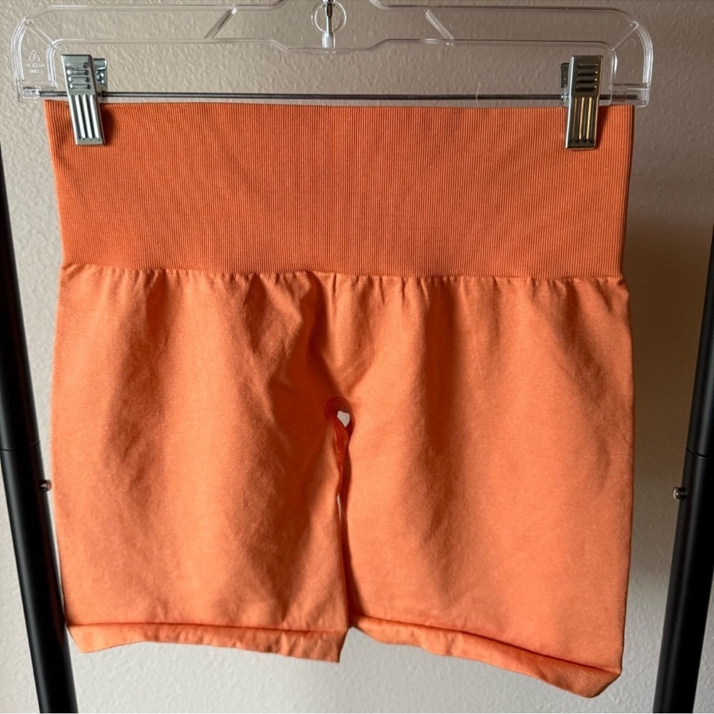 NVGTN Pro Seamless Shorts